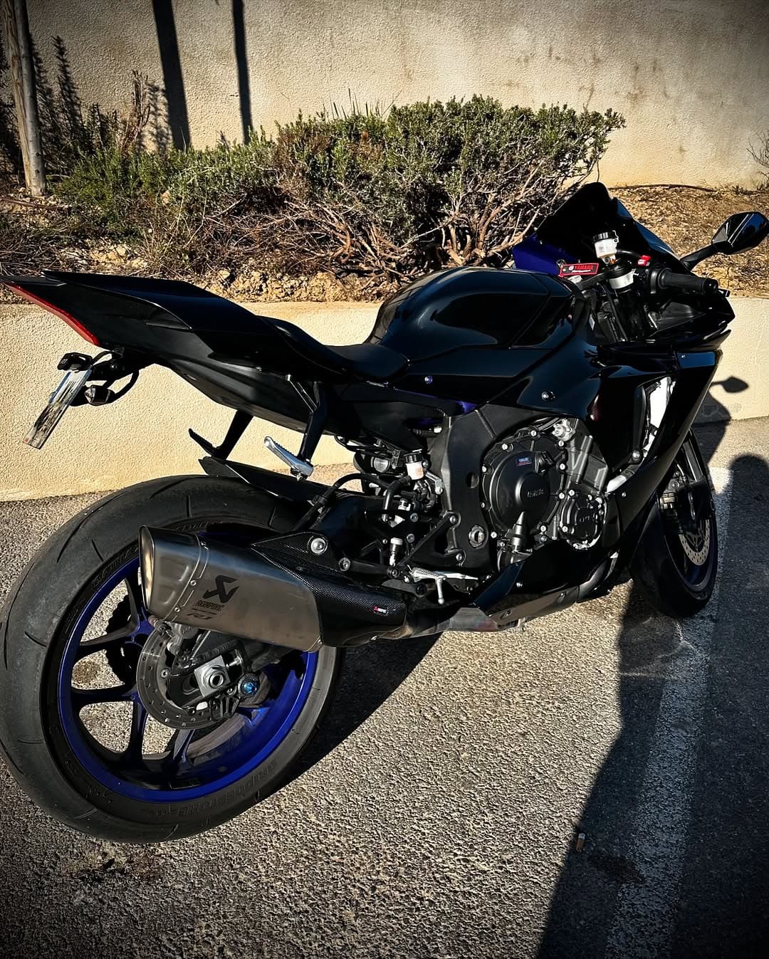 Transformation radicale pour ce Yamaha R1 ! (2)