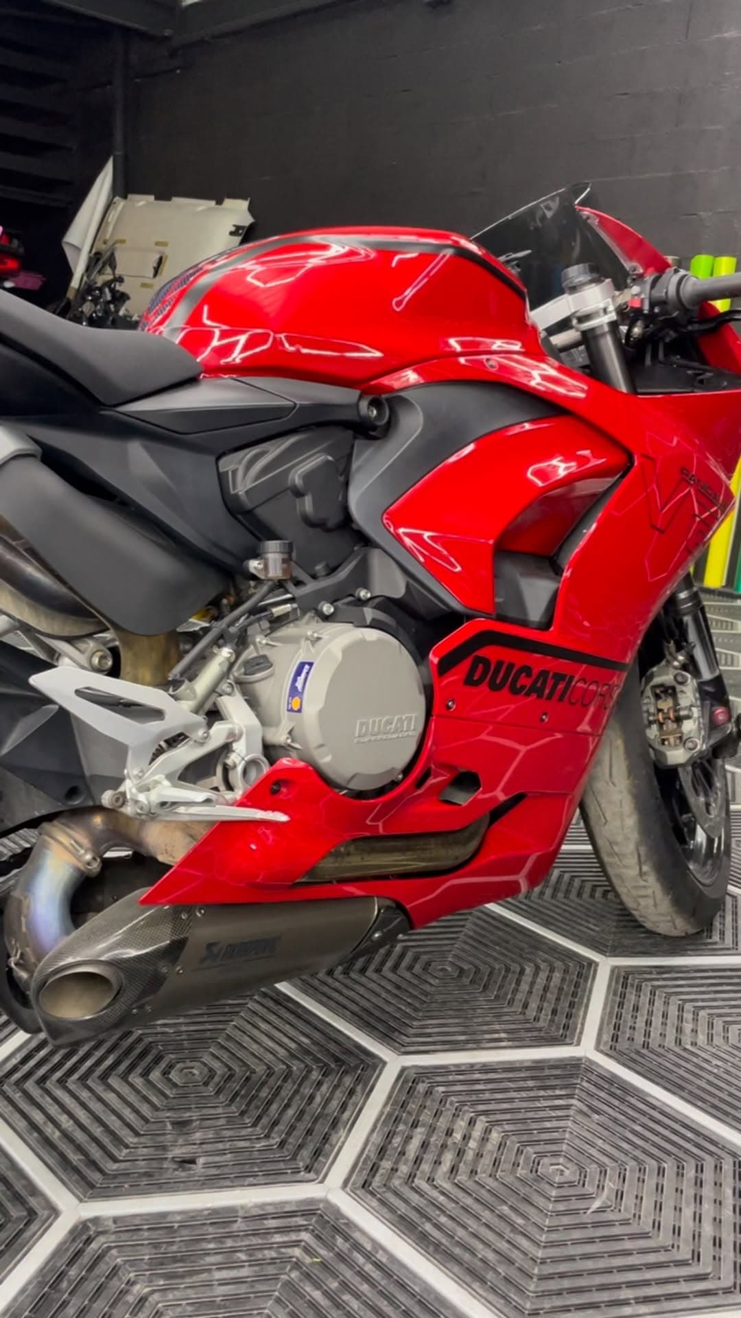 Déco sur mesure inspiré de la panigale hommage RS6