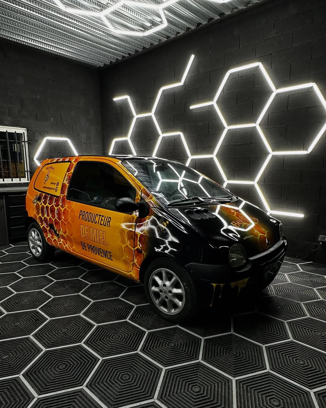 Réalisation d’un covering complet sur une Renault 