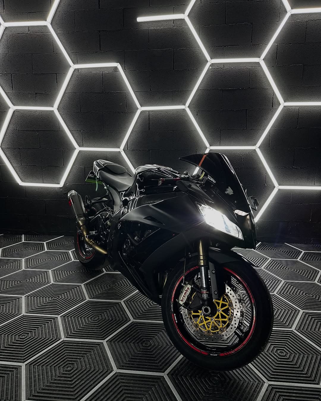 Nouveau défi cette semaine avec cette ZX10R ! 💥 A